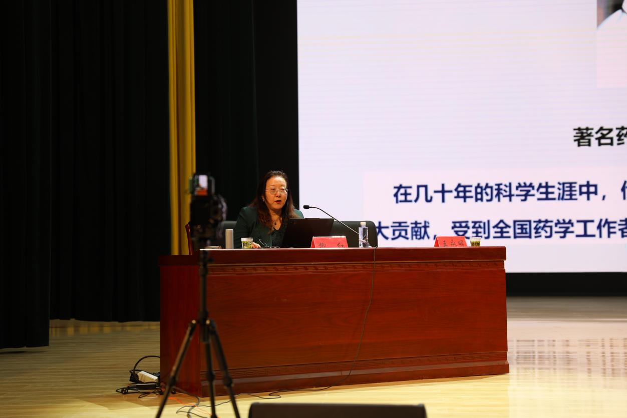 科学家精神百场讲坛走进青海卫生职业技术学院